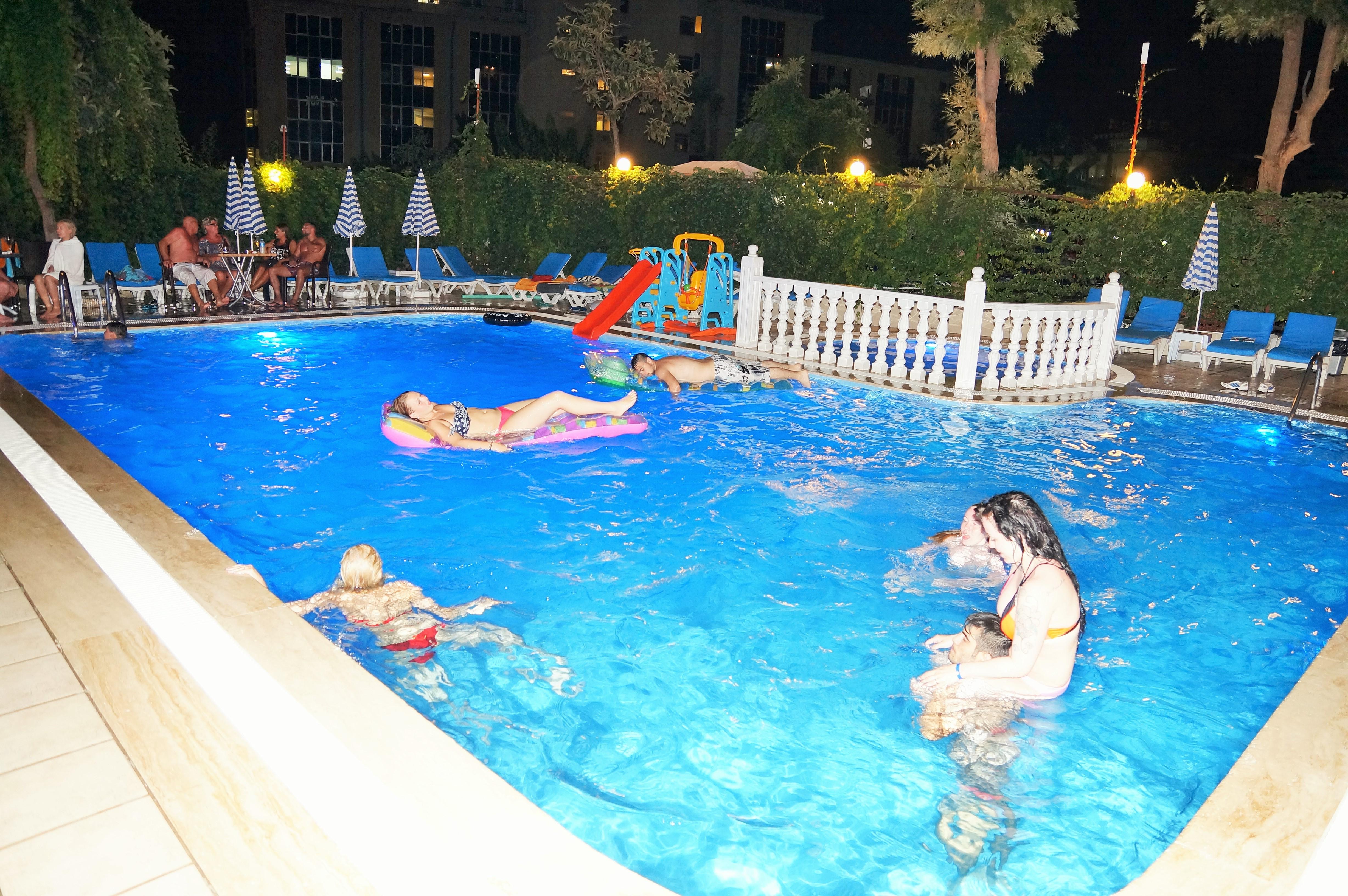 Select Suite & Apart Hotel 阿拉尼亚 外观 照片